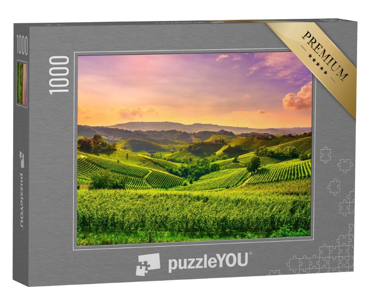 Puzzle de 1000 pièces « Panorama au coucher du soleil des vignobles des Langhe »