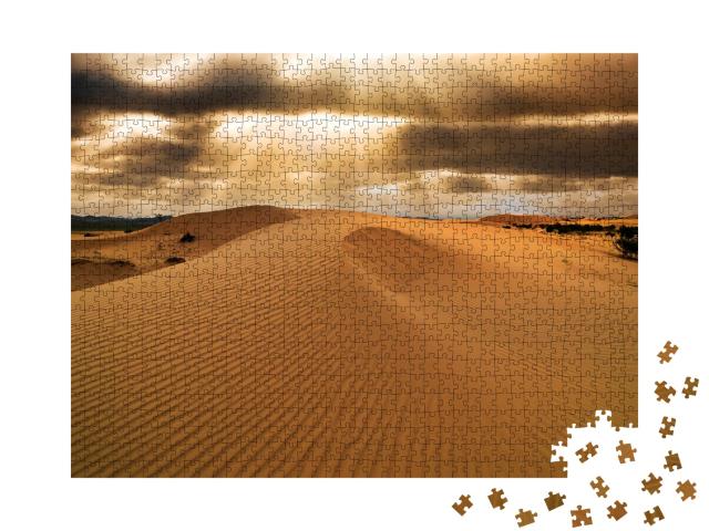 Puzzle de 1000 pièces « Coucher de soleil sur les dunes de sable du Sahara »