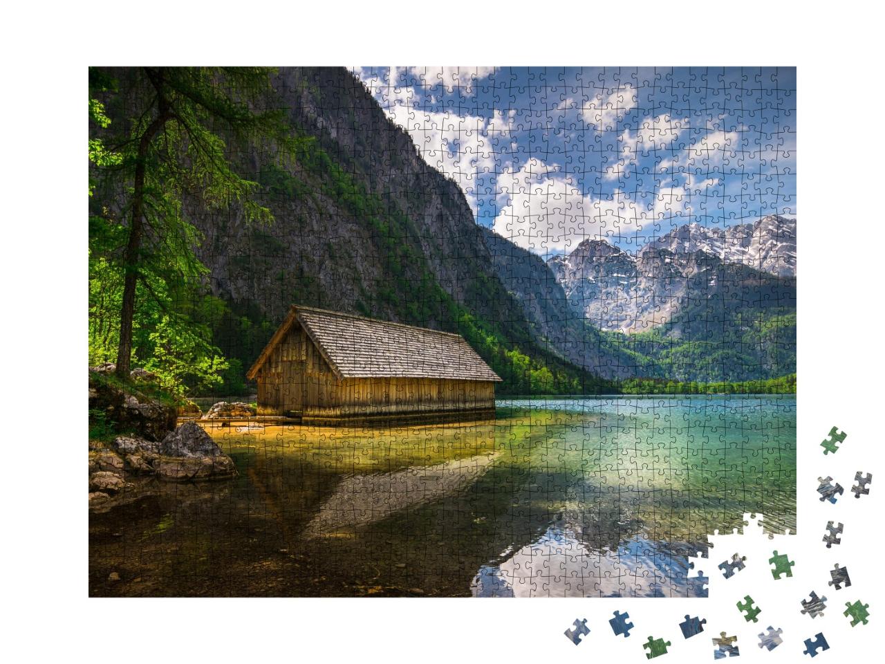 Puzzle de 1000 pièces « Cabane en bois isolée au bord d'un lac de montagne »