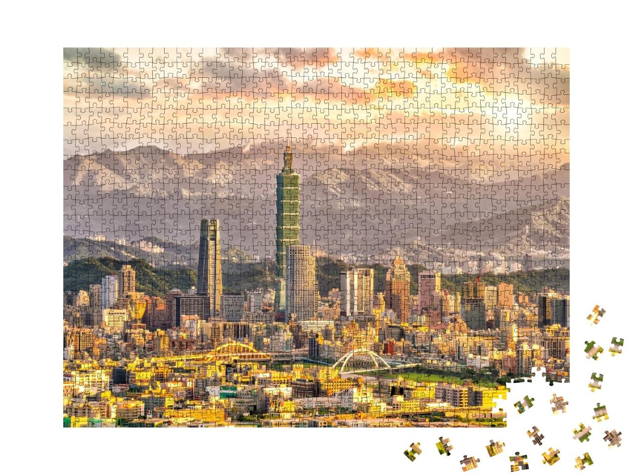 Puzzle de 1000 pièces « Skyline de Taipei avec paysage de montagne au coucher du soleil »