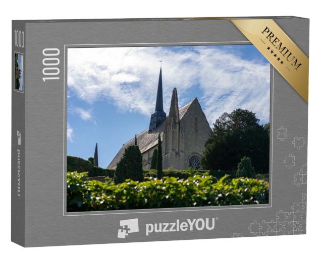 Puzzle de 1000 pièces « Église en pierre dans le village de Montreuil Bellay »