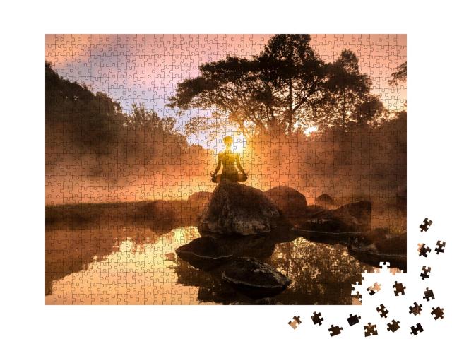Puzzle de 1000 pièces « Une jeune femme médite au bord d'un lac »
