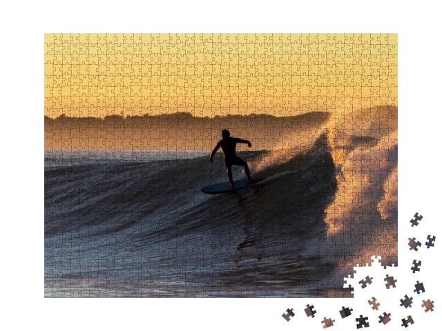 Puzzle de 1000 pièces « Surfer à l'aube »