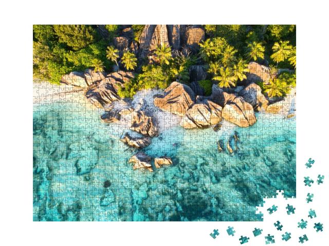 Puzzle de 1000 pièces « Vue aérienne de la magnifique plage d'Anse Source D`argent, Seychelles »