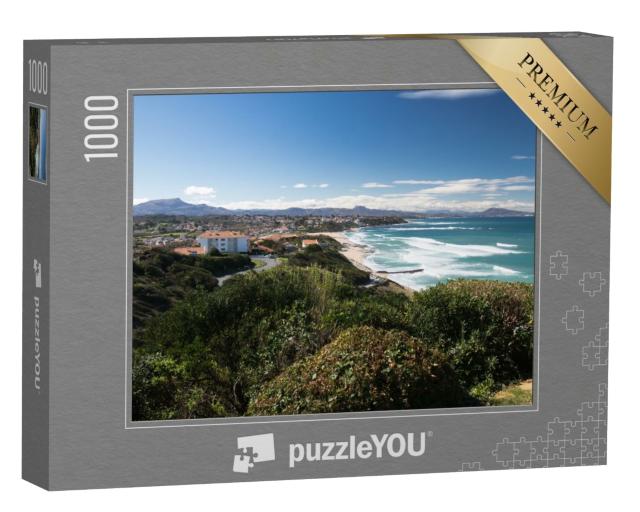 Puzzle de 1000 pièces « côte atlantique pittoresque sous un ciel bleu ensoleillé à bidart, pays basque, france »