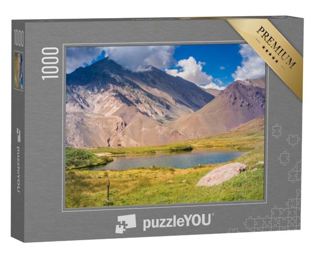 Puzzle de 1000 pièces « Sentier de randonnée dans le parc provincial Aconcagua à Mendoza, Argentine »
