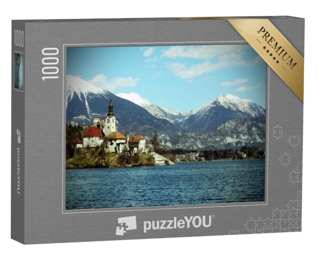 Puzzle de 1000 pièces « Église sur l'île de Bled devant des montagnes enneigées, Slovénie »