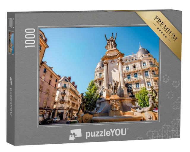 Puzzle de 1000 pièces « Vue de la rue avec la fontaine des Trois Ordres dans la vieille ville de Grenoble »