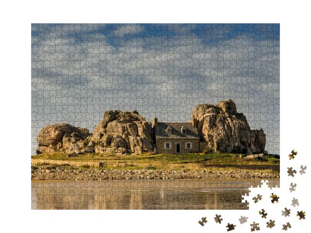 Puzzle de 1000 pièces « Maison pittoresque entre les rochers, Bretagne, France »