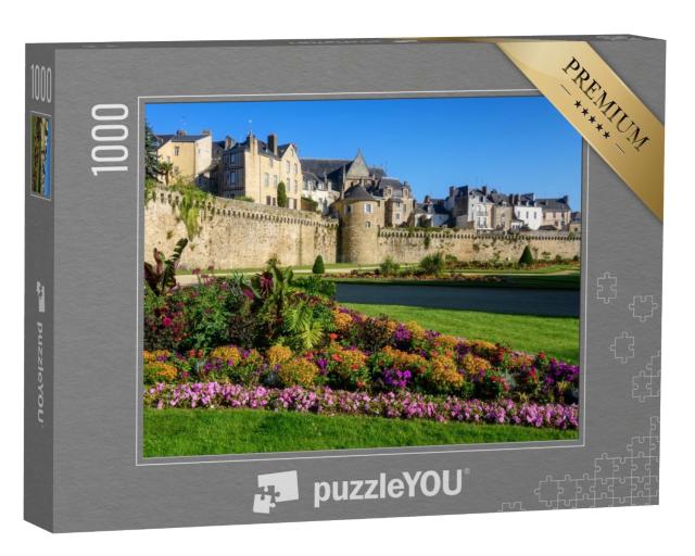 Puzzle de 1000 pièces « Un parc sur les remparts de la vieille ville historique de Vannes, Bretagne, France »