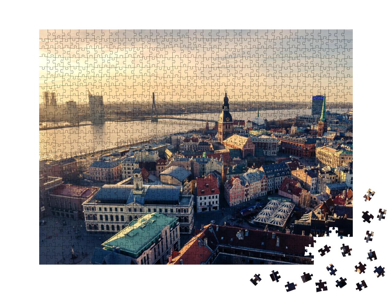 Puzzle de 1000 pièces « Vue aérienne panoramique d'en haut de la vieille ville de Riga, Lettonie »