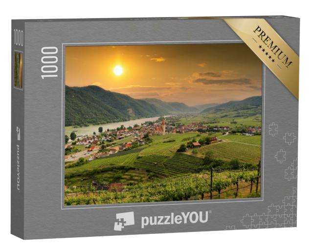 Puzzle de 1000 pièces « Vue sur la vallée de la Wachau avec le Danube et la ville de Weißenkirchen »
