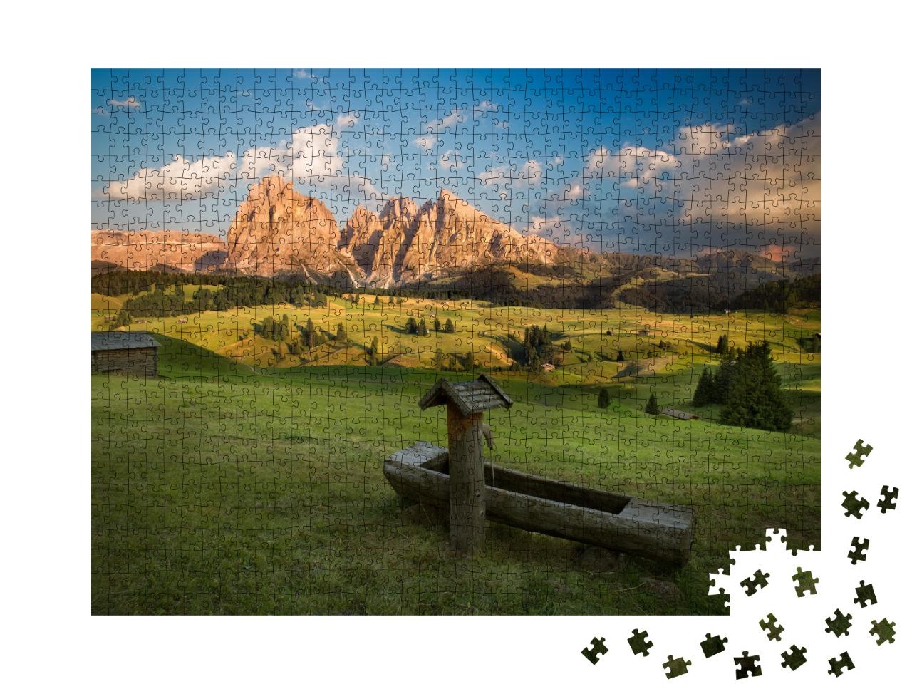 Puzzle de 1000 pièces « Alpe de Siusi avec le groupe du Sassolungo au coucher du soleil, Tyrol du Sud, Italie »