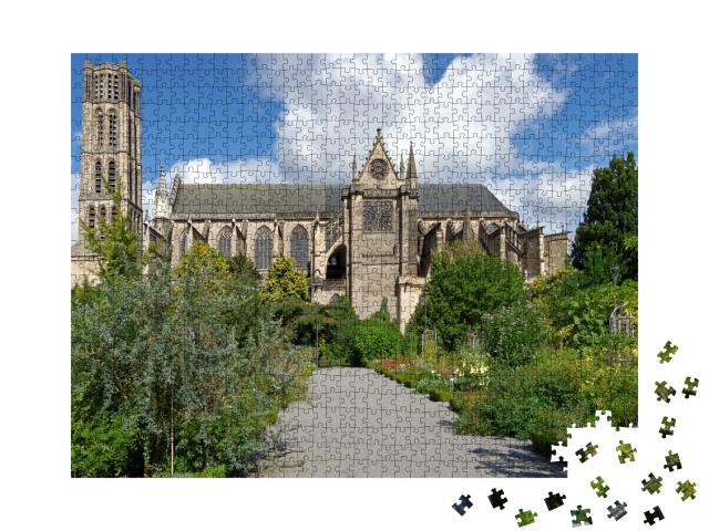 Puzzle de 1000 pièces « Jardin botanique face à la cathédrale Saint-Étienne de Limoges, France »