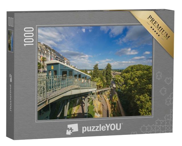 Puzzle de 1000 pièces « Le célèbre funiculaire qui relie la ville haute et la ville basse de Pau dans le sud de la France »
