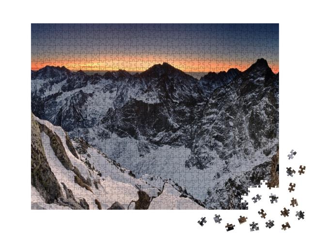Puzzle de 1000 pièces « Lever de soleil sur une montagne rocheuse »