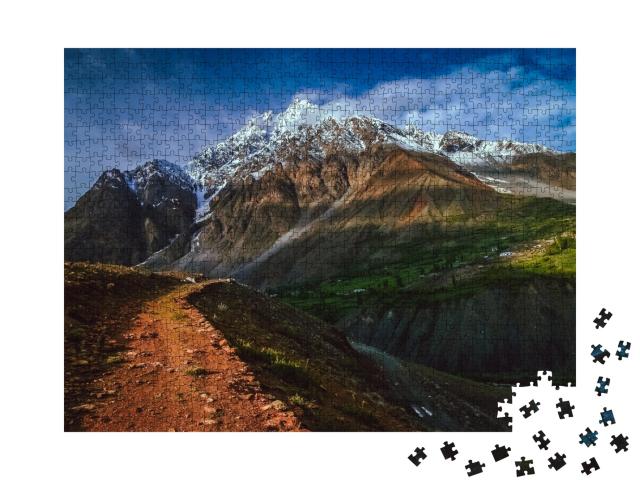 Puzzle de 1000 pièces « Paysage montagneux fascinant au col de Shandur, Pakistan »