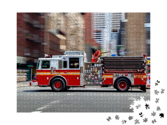 Puzzle de 1000 pièces « Camion de pompiers en route pour une intervention à NYC »