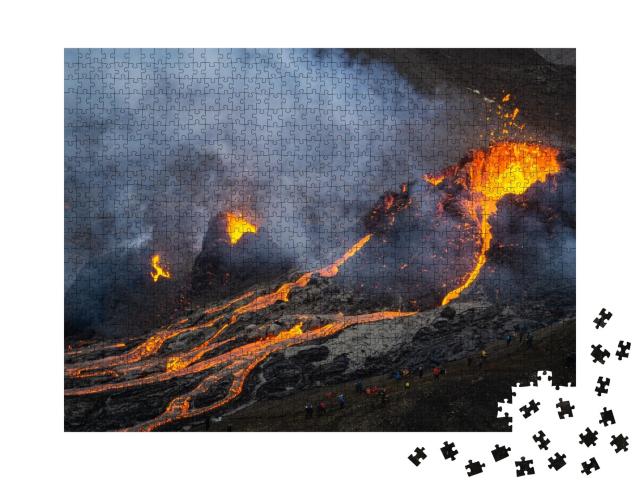 Puzzle de 1000 pièces « Éruption volcanique dans le Fagradalsfjall, sud-ouest de l'Islande, en mars 2021 »