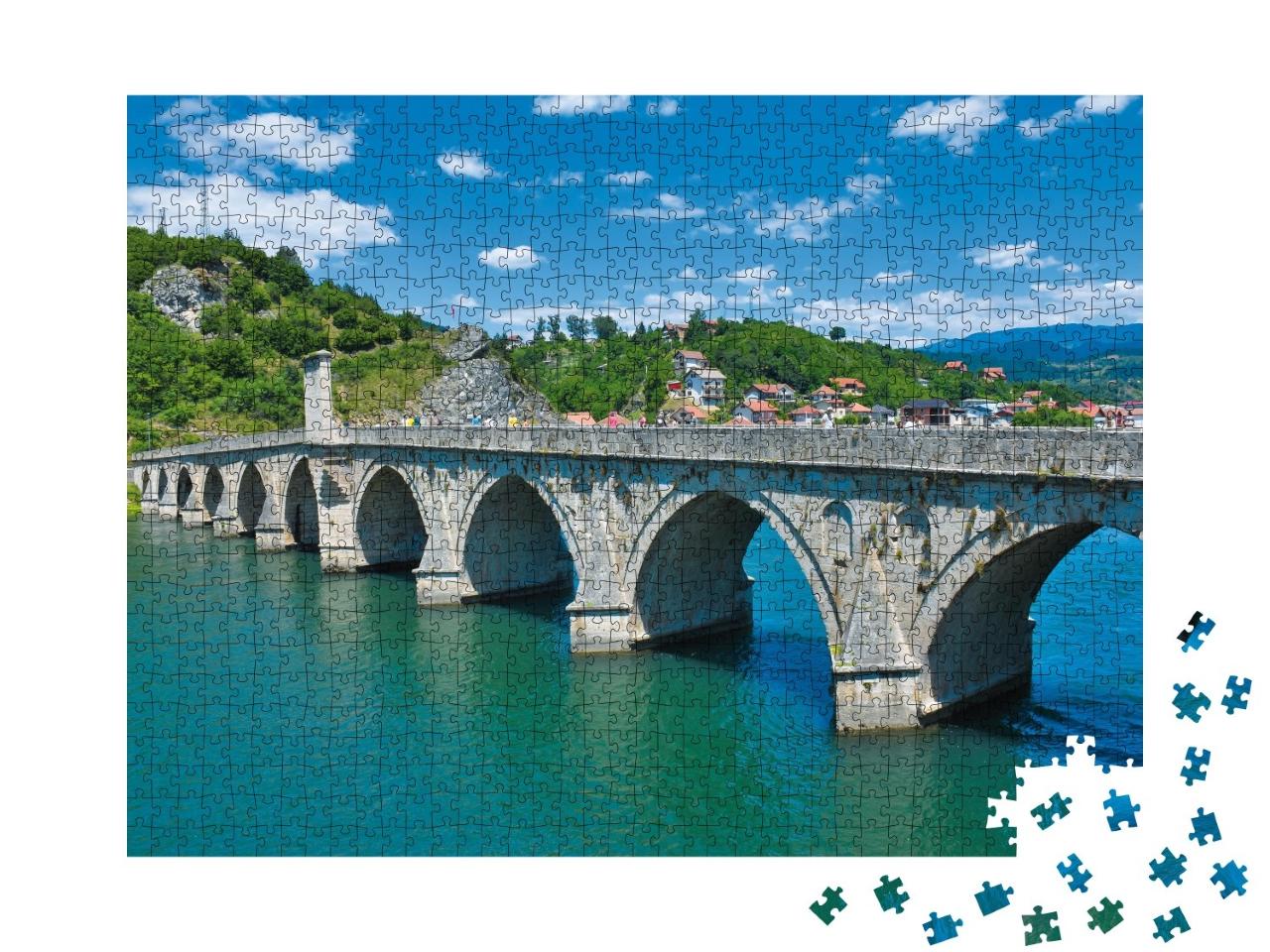 Puzzle de 1000 pièces « Pont Mehmed-Pasa-Sokolovic, rivière Drina, Visegrad »