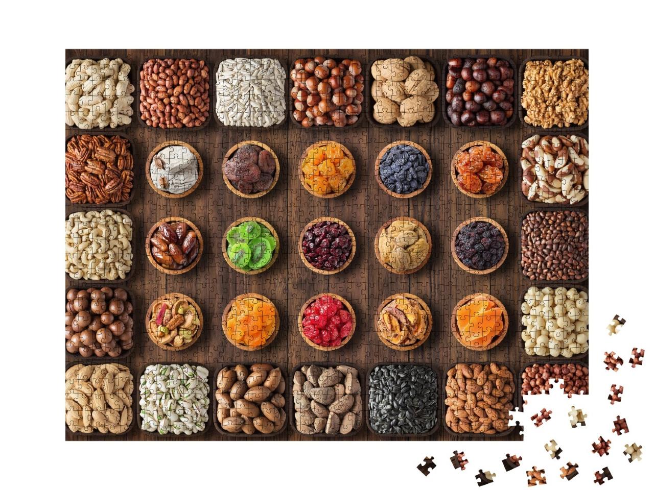 Puzzle de 1000 pièces « Une variété colorée de noix et de fruits secs dans de petites coupes »