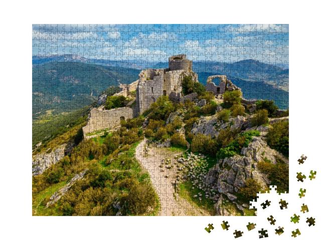Puzzle de 1000 pièces « Château médiéval cathare de Peyrepertuse dans le sud de la France »