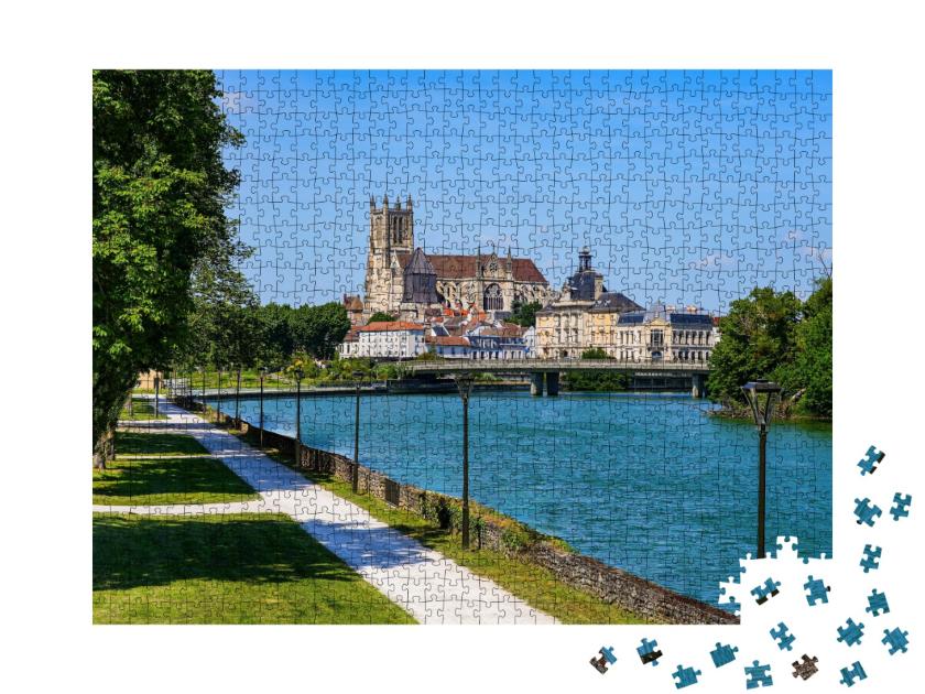 Puzzle de 1000 pièces « Cathédrale Saint-Stéphane dans le département français de Seine et Marne, près de Paris »
