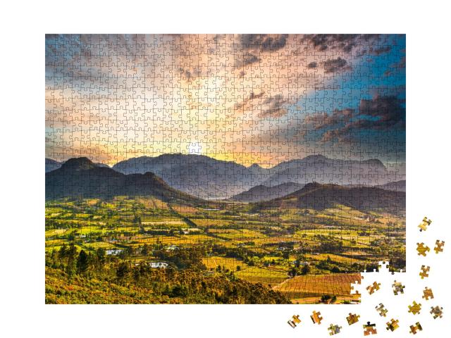 Puzzle de 1000 pièces « La ville viticole de Franschhoek au coucher du soleil, Afrique du Sud »