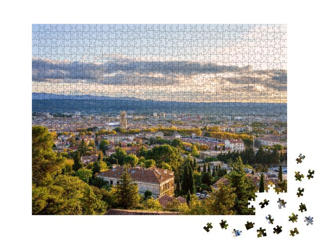Puzzle de 1000 pièces « Vue panoramique d'Aix-en-Provence en automne. Coucher de soleil. France, Provence. »