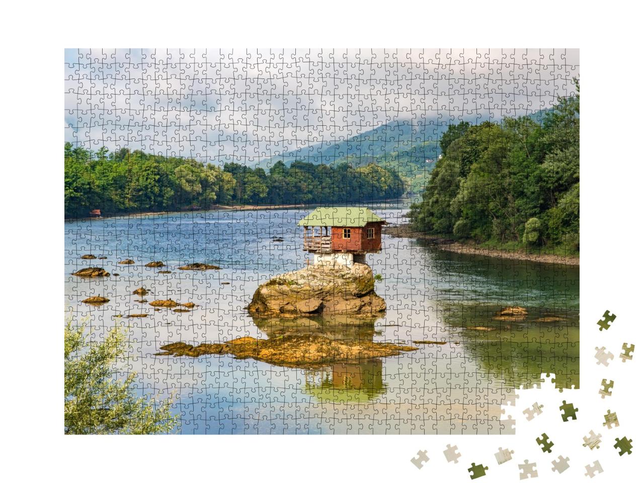 Puzzle de 1000 pièces « Maison dans la rivière Drina près de Bajina Basta, Serbie »