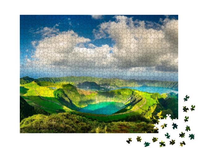 Puzzle de 1000 pièces « Les lacs bleus et verts, Açores »
