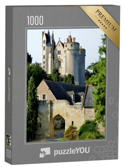 Puzzle de 1000 pièces « La porte du moulin dans l'enceinte médiévale et le château de la ville de Montreuil-Bellay »