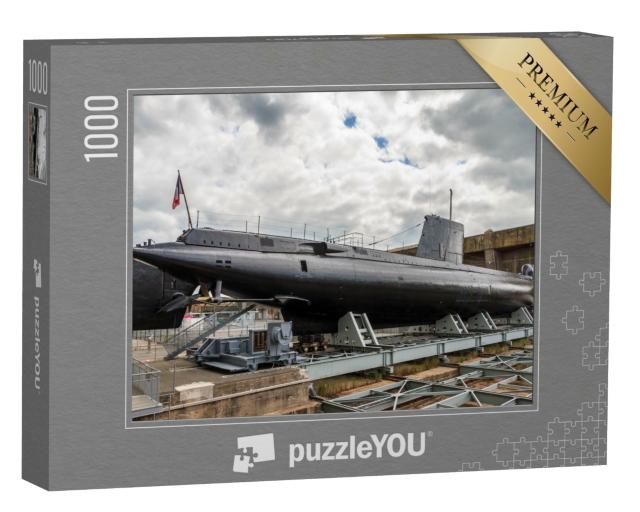 Puzzle de 1000 pièces « Le sous-marin français Flore de la classe Daphné à la base de sous-marins de Keroman à Lorient »
