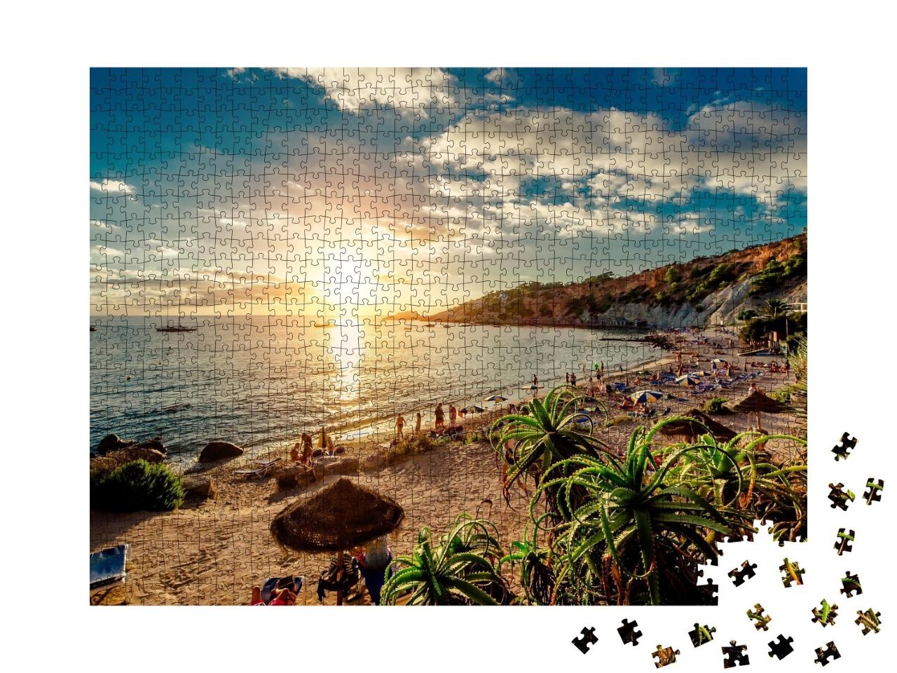 Puzzle de 1000 pièces « Une plage au coucher du soleil, Ibiza »
