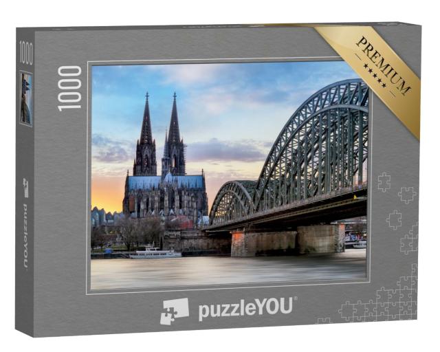 Puzzle de 1000 pièces « La cathédrale de Cologne et le pont Hohenzollern sur le Rhin »