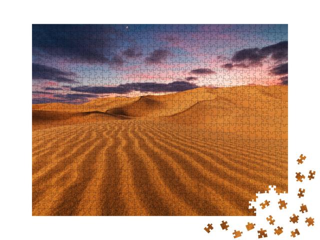 Puzzle de 1000 pièces « Coucher de soleil sur les dunes de sable dans le désert »