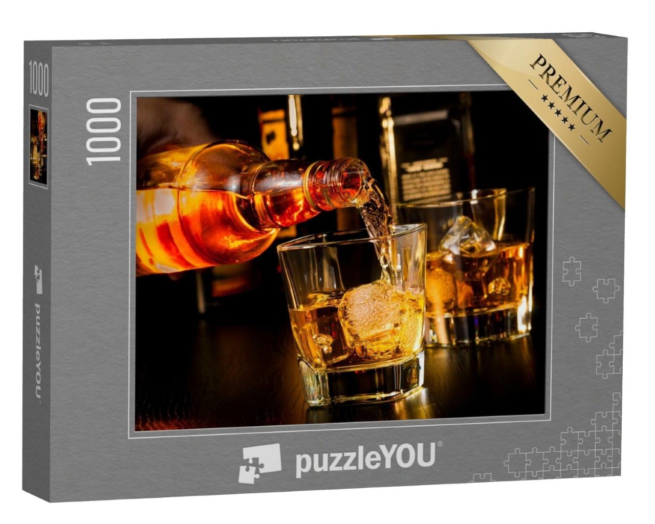 Puzzle de 1000 pièces « Un barman sert du whisky »