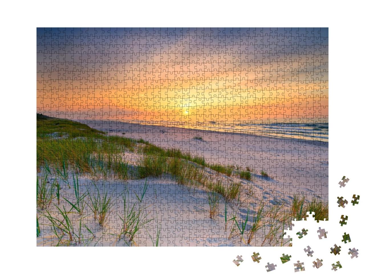 Puzzle de 1000 pièces « Coucher de soleil sur une plage de la mer Baltique »