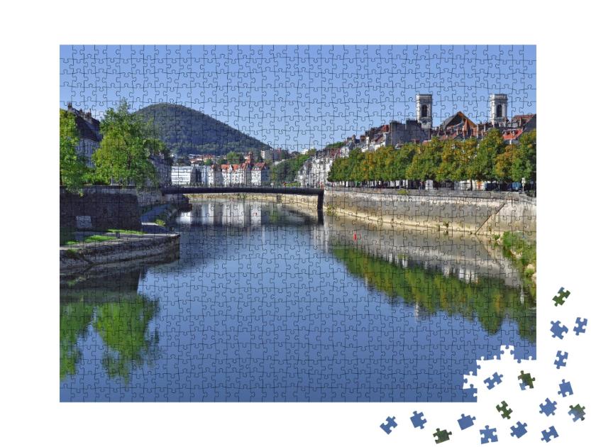 Puzzle de 1000 pièces « Le "Quai Vauban", le "Pont Battant" sur le Doubs et le "Quai de Strasbourg" à Besançon »