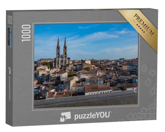 Puzzle de 1000 pièces « Une vue de la ville de Niort avec l'église Saint André sur la gauche. »