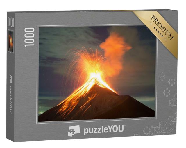 Puzzle de 1000 pièces « Eruption volcanique de nuit, volcan Fuego à Antigua, Guatemala »