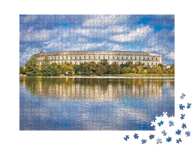 Puzzle de 1000 pièces « Salle du Reichskongress sur le site du Reichsparteitag à Nuremberg »