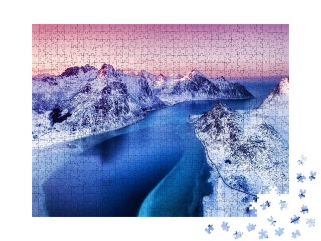 Puzzle de 1000 pièces « Vue aérienne sur les îles Lofoten : Montagnes et mer, Norvège »