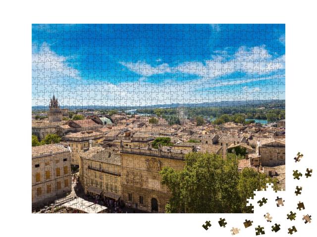 Puzzle de 1000 pièces « Vue aérienne panoramique d'Avignon par une belle journée d'été, France »