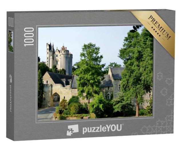 Puzzle de 1000 pièces « La porte du moulin dans l'enceinte médiévale et le château de la ville de Montreuil-Bellay »