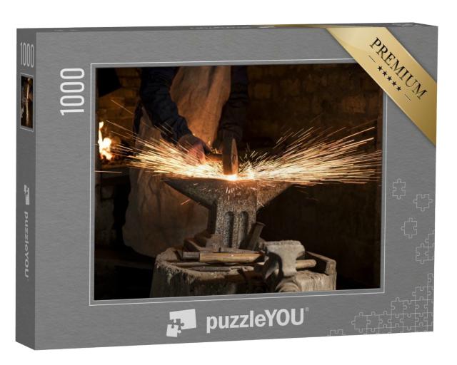 Puzzle de 1000 pièces « Pluie d'étincelles autour de l'enclume dans la forge de fer »