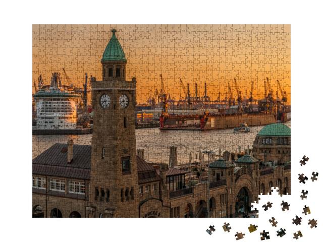 Puzzle de 1000 pièces « Coucher de soleil sur les débarcadères et le port à Hambourg »