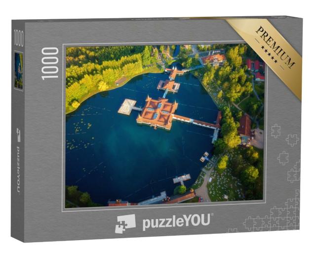 Puzzle de 1000 pièces « Vue aérienne du célèbre lac Heviz en Hongrie »