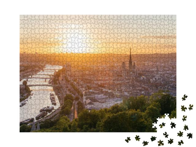 Puzzle de 1000 pièces « Panorama de la ville de Rouen au coucher du soleil avec la cathédrale et la Seine »