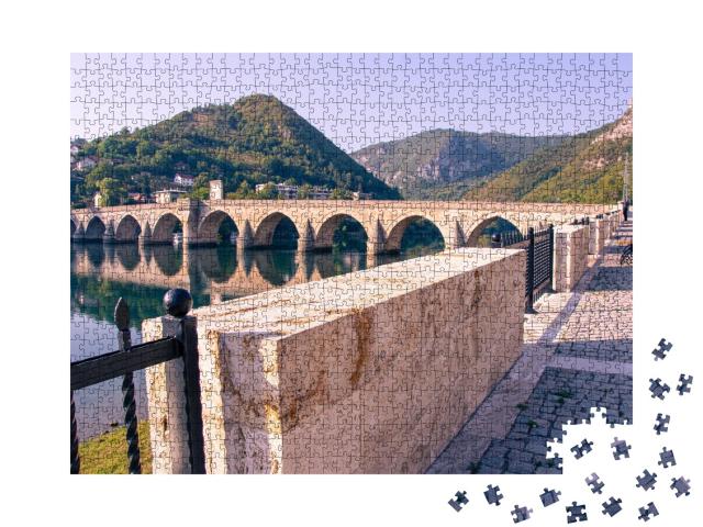 Puzzle de 1000 pièces « Pont sur la rivière Drina, Bosnie »